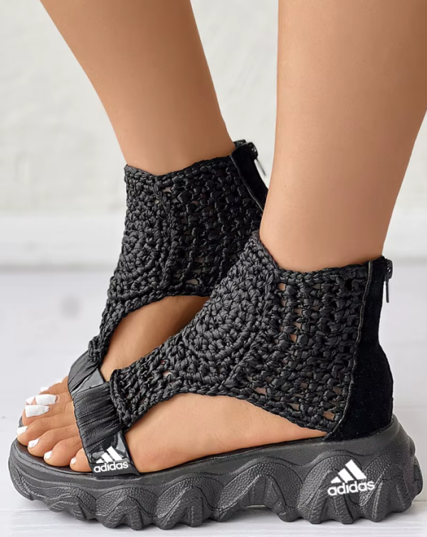 аⅾіⅾаѕ – Sandali con zeppa in maglia